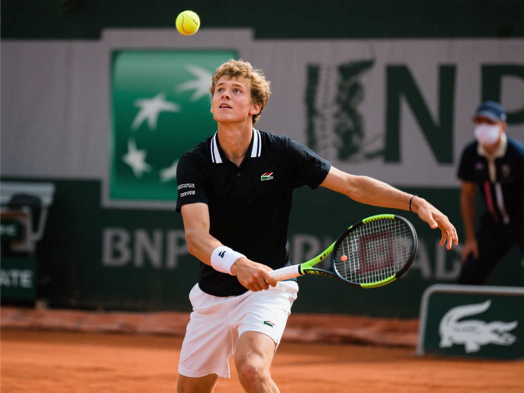 的透明度和 的透明度和